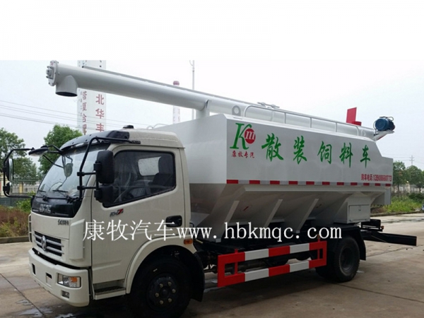 东风散装饲料运输车6吨